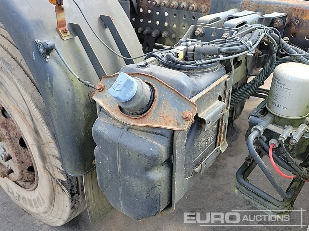 Грузовик-шасси 2014 Mercedes Arocs 3240: фото 17