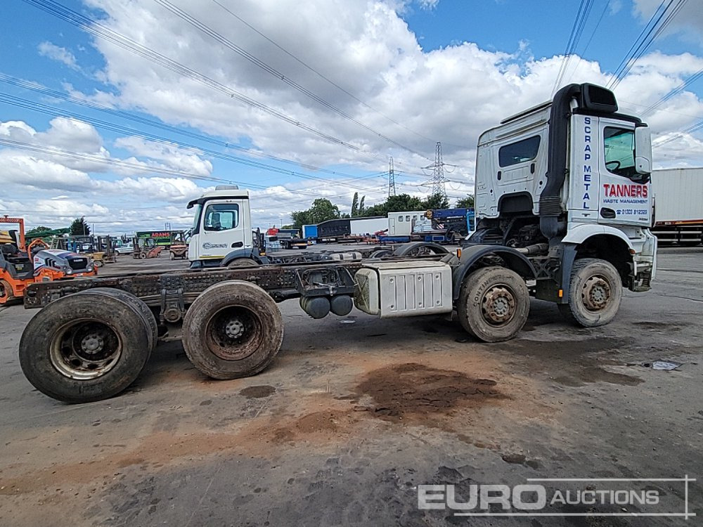 Грузовик-шасси 2014 Mercedes Arocs 3240: фото 6
