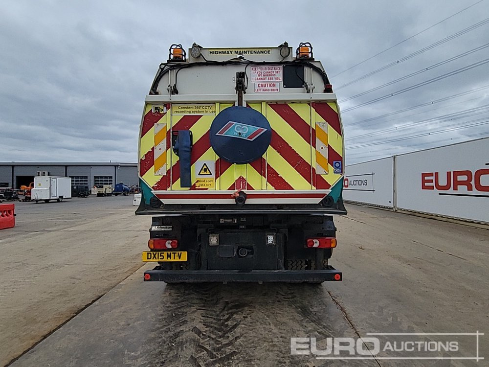 2015 DAF LF220 - Подметально-уборочная машина: фото 4 2015 DAF LF220 - Подметально-уборочная машина: фото 4