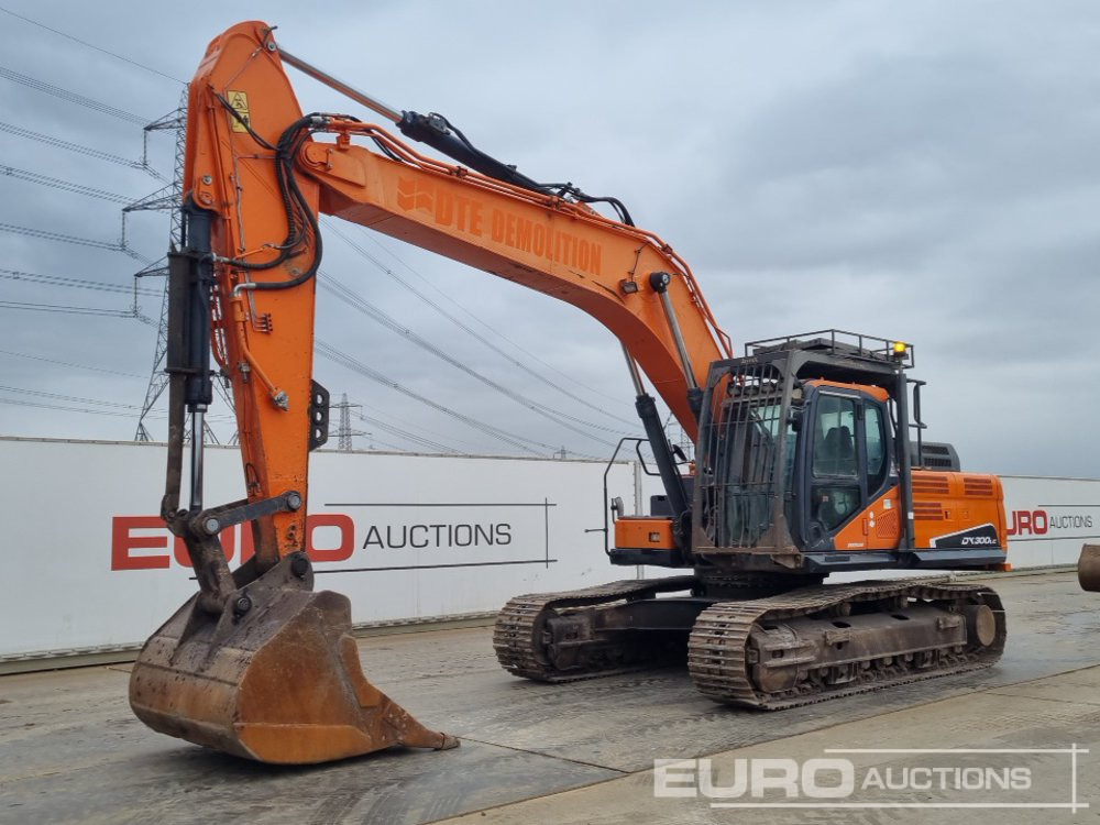 2015 Doosan DX300LC-5 - Гусеничный экскаватор: фото 1 2015 Doosan DX300LC-5 - Гусеничный экскаватор: фото 1