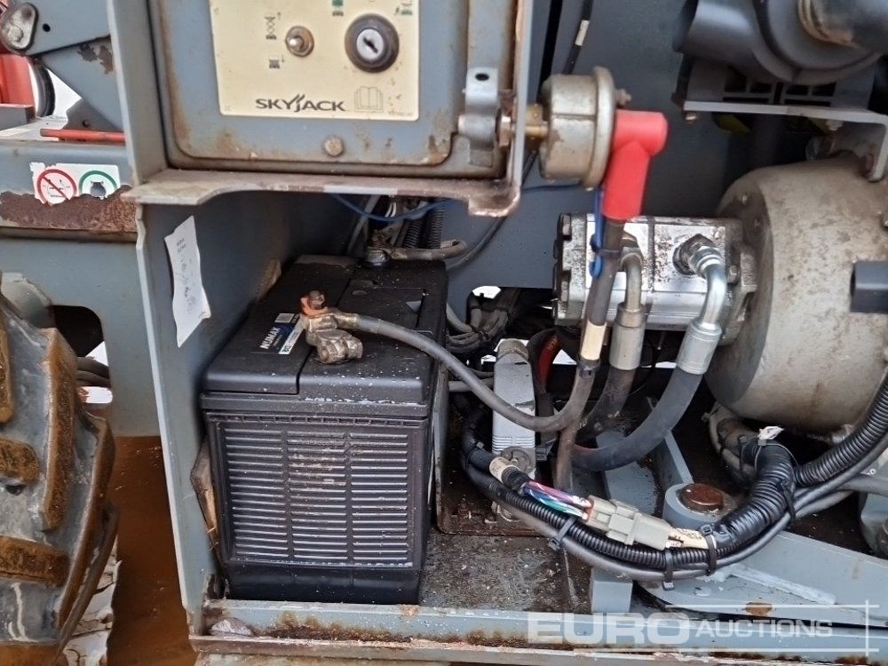 Подъёмник 2015 SkyJack SJ6832RT: фото 22 Подъёмник 2015 SkyJack SJ6832RT: фото 22