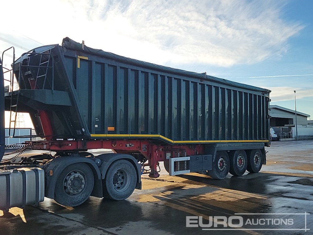 2015 Wilcox Tri Axle Bulk Tipping Trailer, Front Lift Axle, Easy Sheet - Самосвальный полуприцеп: фото 1 2015 Wilcox Tri Axle Bulk Tipping Trailer, Front Lift Axle, Easy Sheet - Самосвальный полуприцеп: фото 1