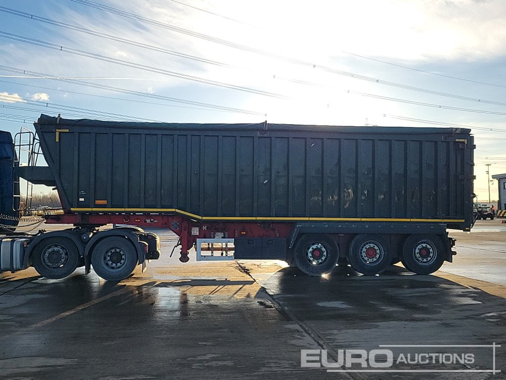 2015 Wilcox Tri Axle Bulk Tipping Trailer, Front Lift Axle, Easy Sheet - Самосвальный полуприцеп: фото 2 2015 Wilcox Tri Axle Bulk Tipping Trailer, Front Lift Axle, Easy Sheet - Самосвальный полуприцеп: фото 2