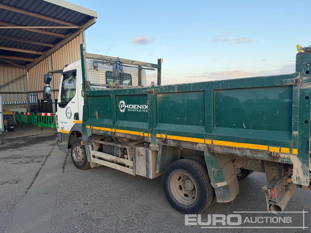 2016 DAF LF220FA - Самосвал: фото 2 2016 DAF LF220FA - Самосвал: фото 2