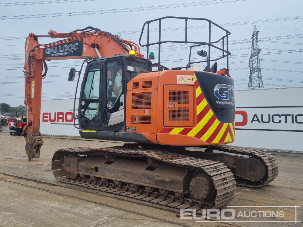 2016 Hitachi ZX225USLC-5B - Гусеничный экскаватор: фото 3 2016 Hitachi ZX225USLC-5B - Гусеничный экскаватор: фото 3