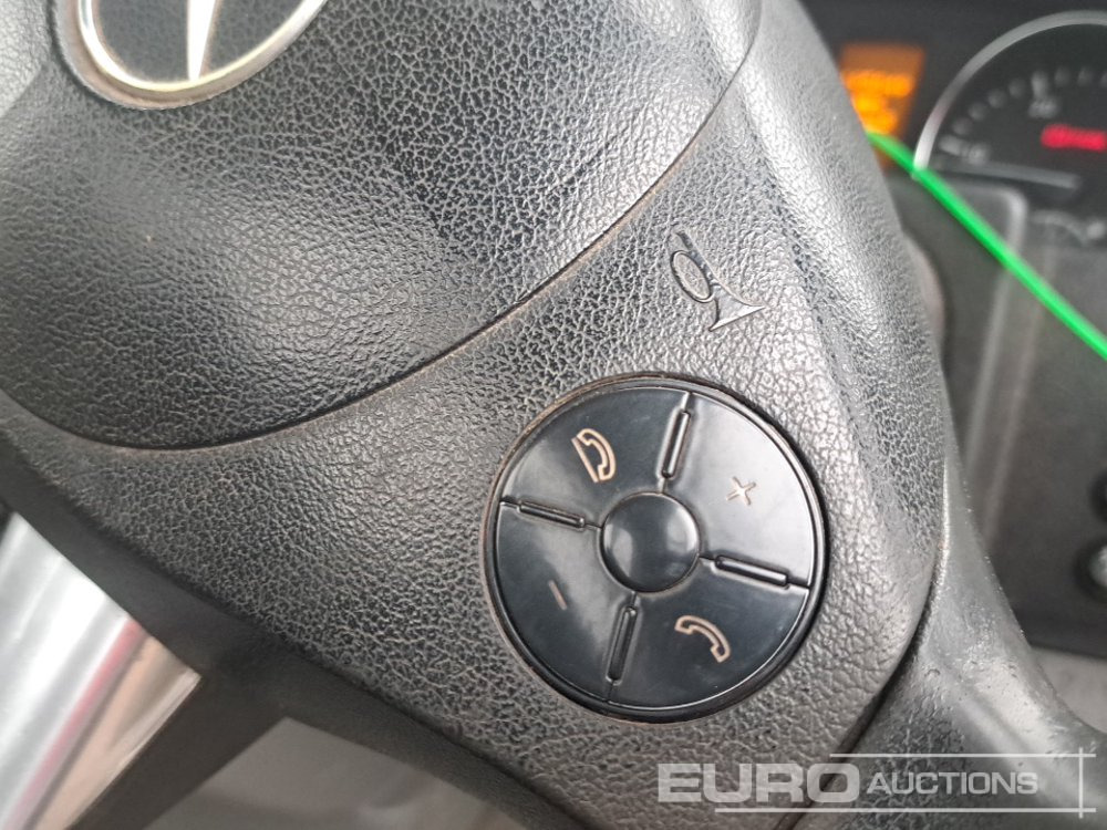 Малотоннажный бортовой грузовик 2016 Mercedes Sprinter: фото 18
