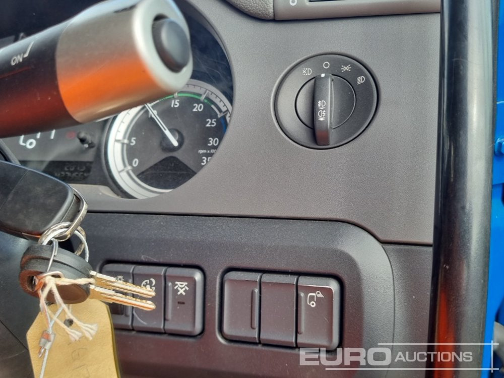 Грузовик с закрытым кузовом 2017 DAF CF260: фото 36