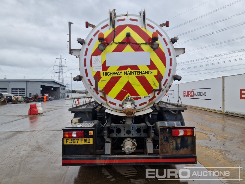 2017 Mercedes Arocs 3240 - Грузовик-цистерна: фото 4 2017 Mercedes Arocs 3240 - Грузовик-цистерна: фото 4