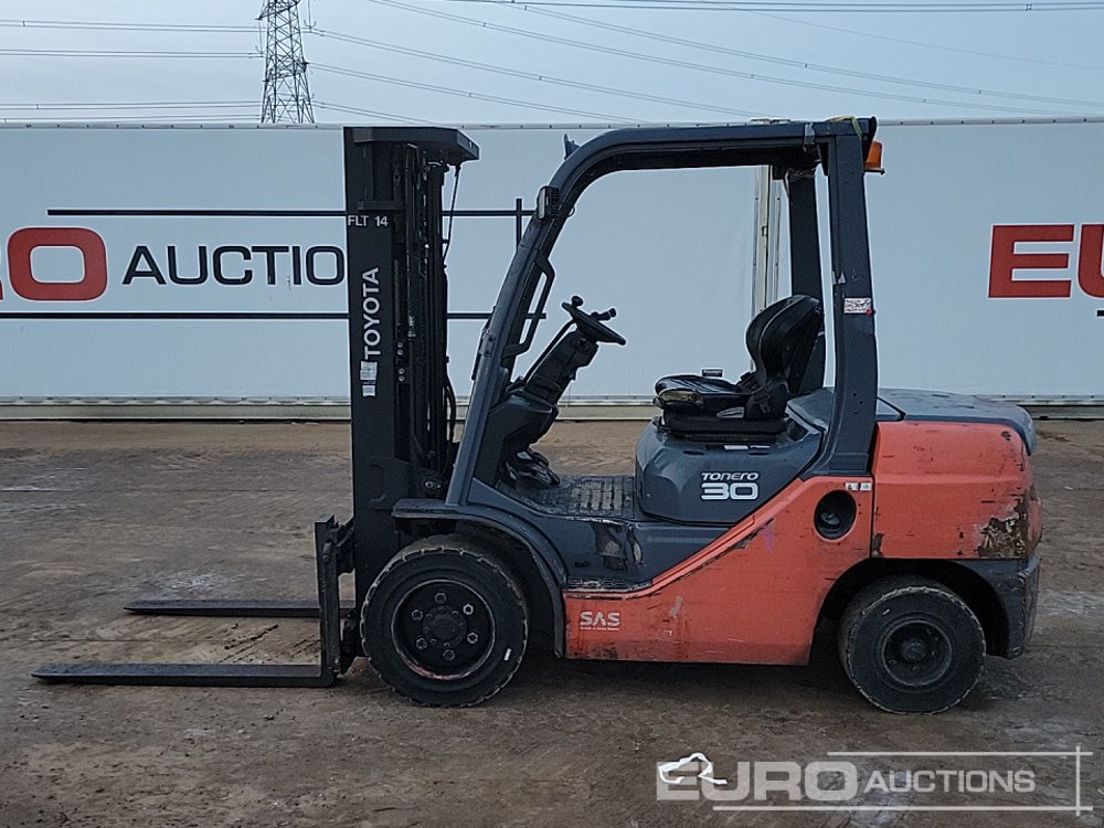 2017 Toyota 02-8FDF30 - Вилочный погрузчик: фото 2 2017 Toyota 02-8FDF30 - Вилочный погрузчик: фото 2