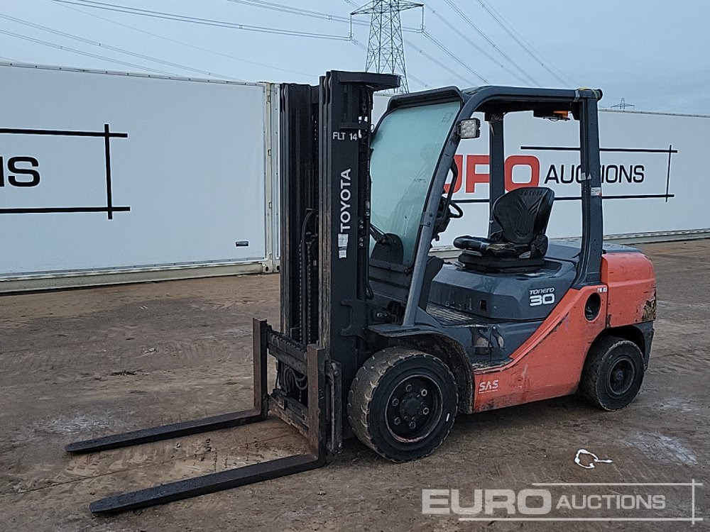 2017 Toyota 02-8FDF30 - Вилочный погрузчик: фото 1 2017 Toyota 02-8FDF30 - Вилочный погрузчик: фото 1