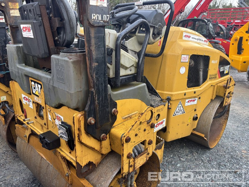 2018 CAT CB2.7 - Каток: фото 3 2018 CAT CB2.7 - Каток: фото 3