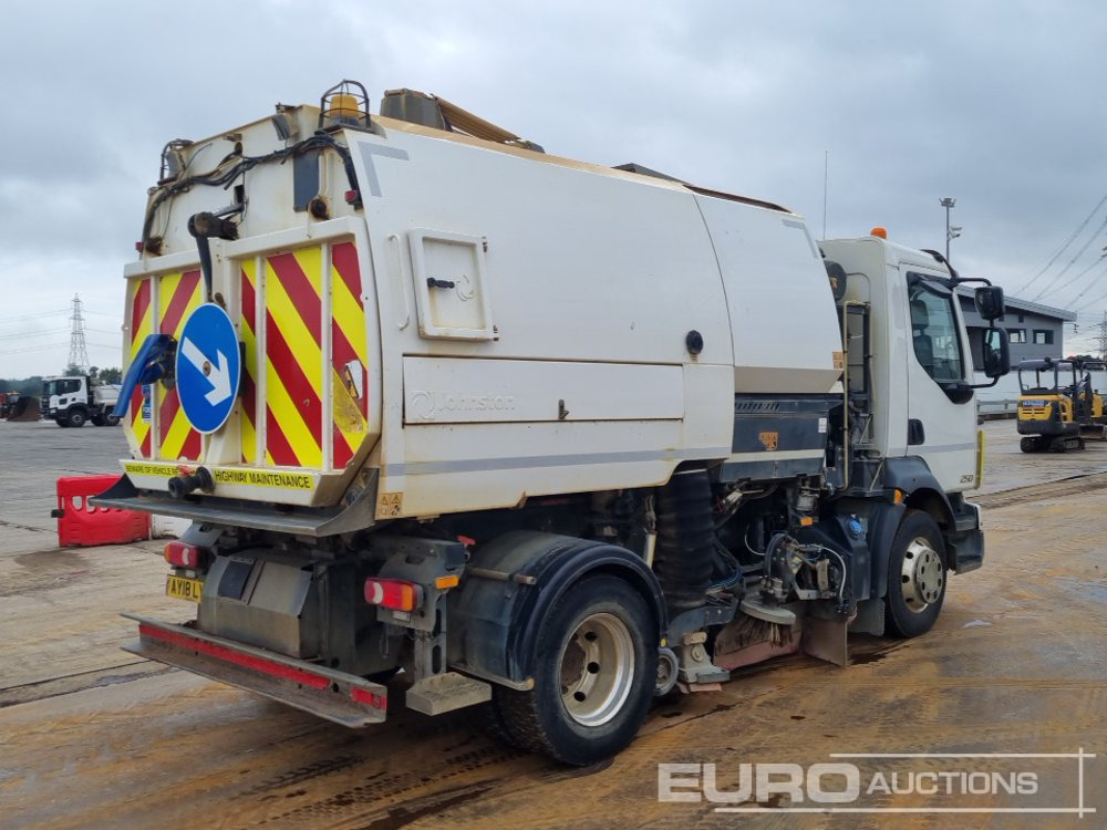 2018 Volvo FL250 - Подметально-уборочная машина: фото 5 2018 Volvo FL250 - Подметально-уборочная машина: фото 5