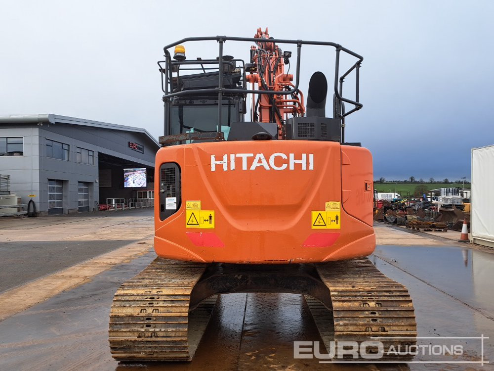 2019 Hitachi ZX135US-6 - Гусеничный экскаватор: фото 4 2019 Hitachi ZX135US-6 - Гусеничный экскаватор: фото 4