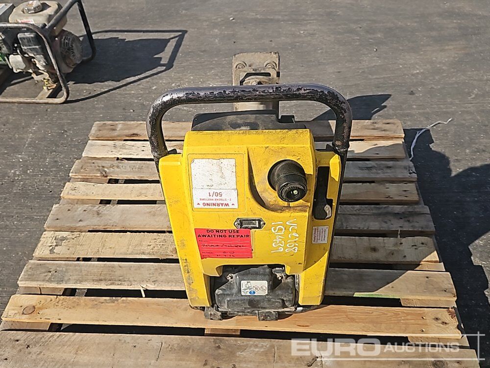 2019 Wacker Neuson BS50-2 - Асфальтоукладочная техника: фото 4 2019 Wacker Neuson BS50-2 - Асфальтоукладочная техника: фото 4