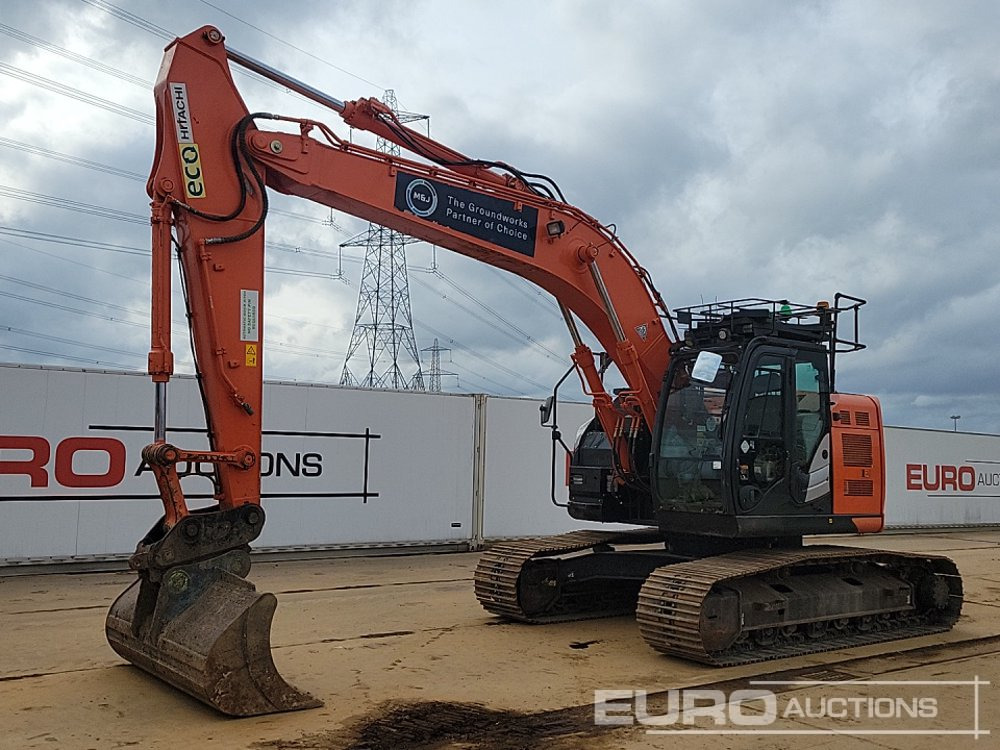 2020 Hitachi ZX225US - Гусеничный экскаватор: фото 1 2020 Hitachi ZX225US - Гусеничный экскаватор: фото 1