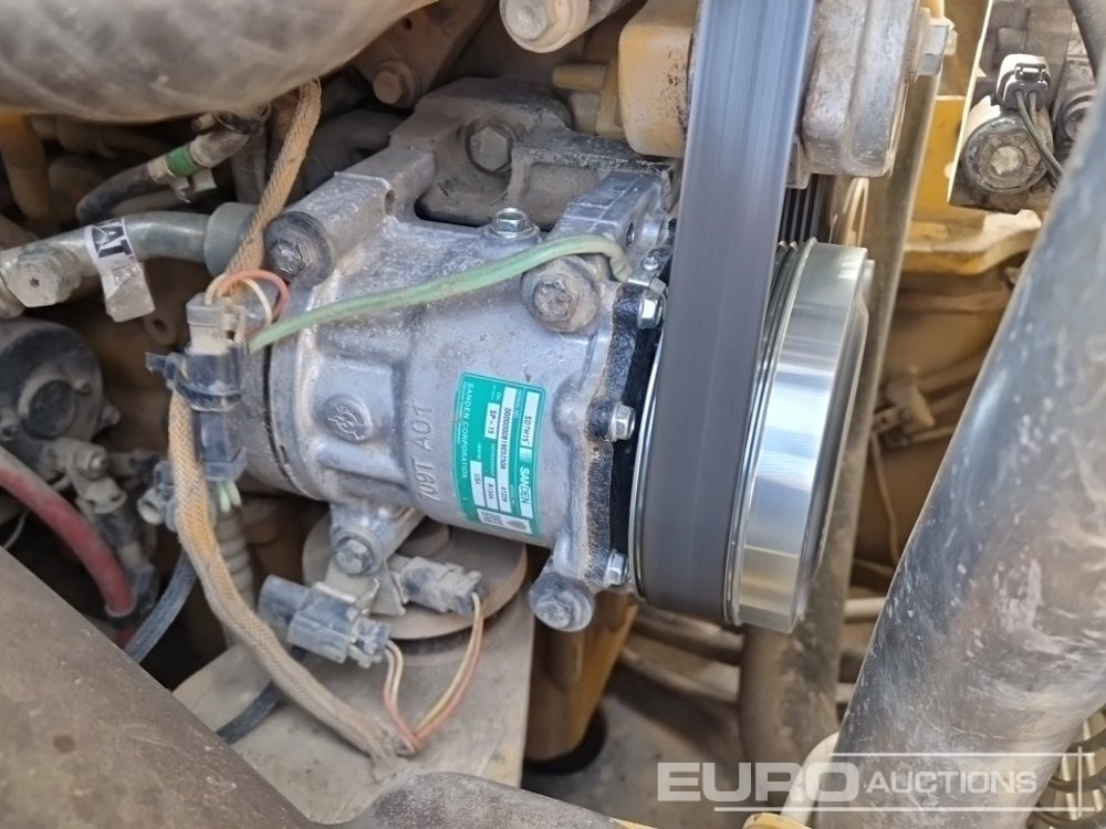 Каток 2021 CAT CS66B: фото 21 Каток 2021 CAT CS66B: фото 21