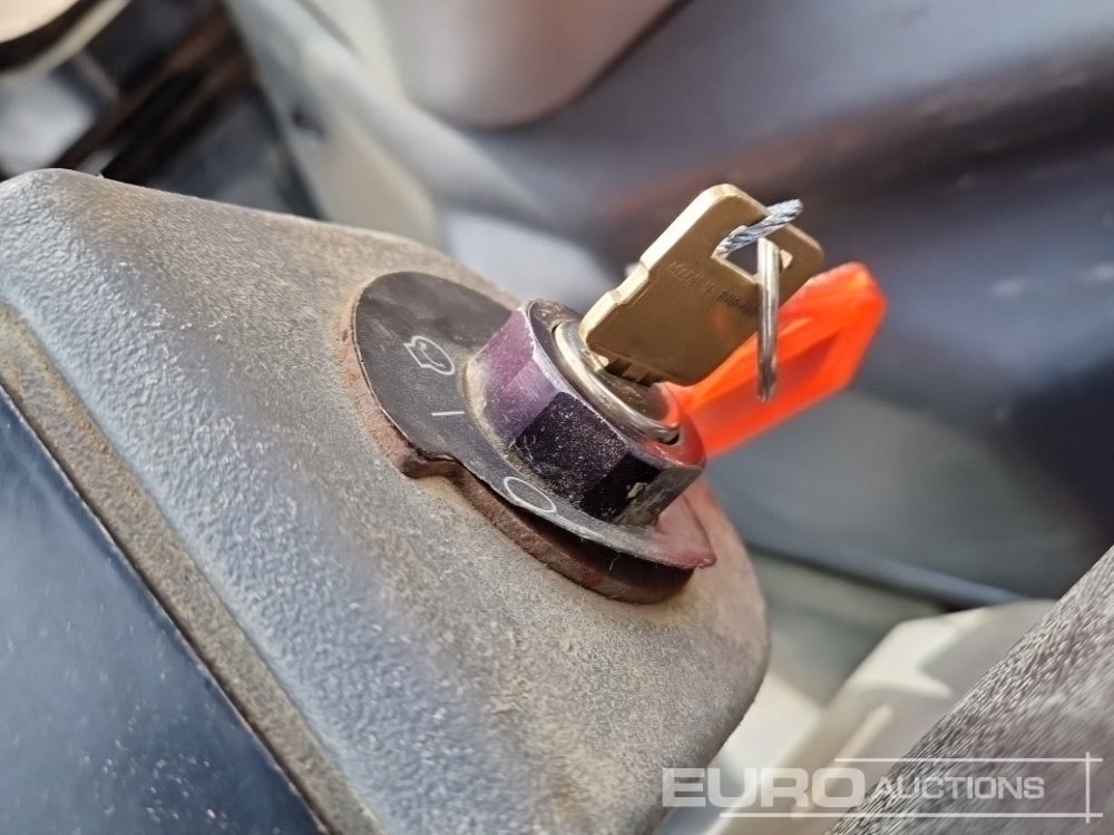 Каток 2021 CAT CS66B: фото 33 Каток 2021 CAT CS66B: фото 33