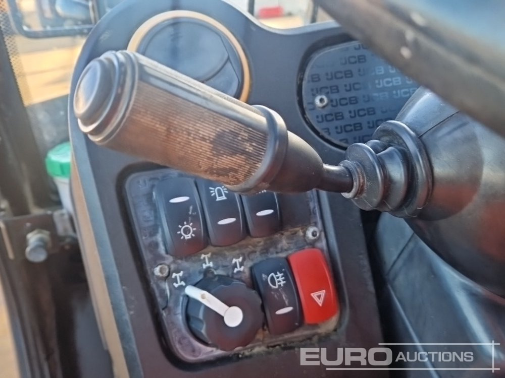 Телескопический погрузчик 2021 JCB 525-60 Hi Viz: фото 37