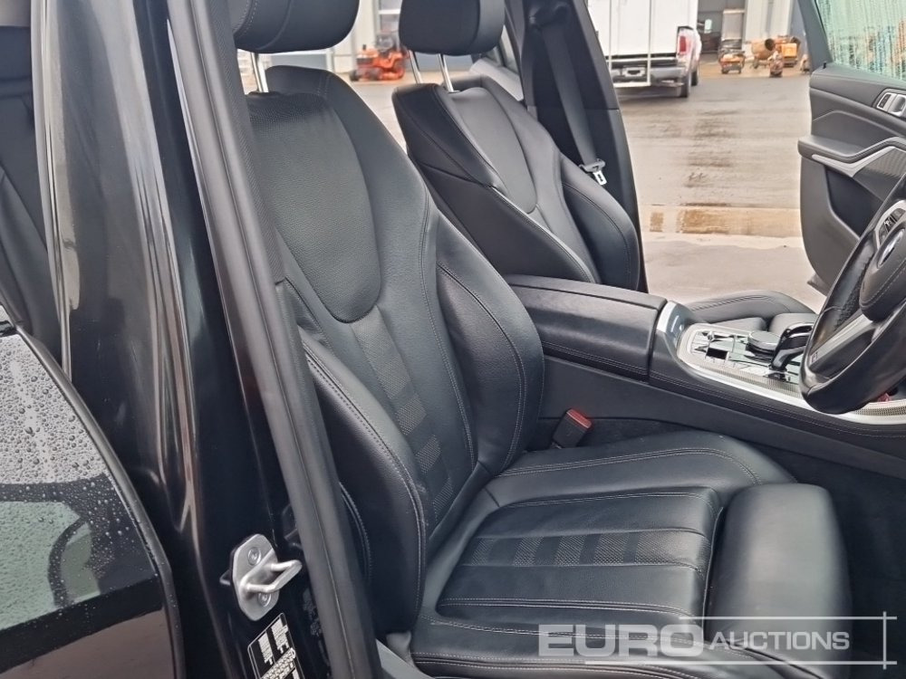 Внедорожник 2022 BMW X5 45E M-Sport: фото 28