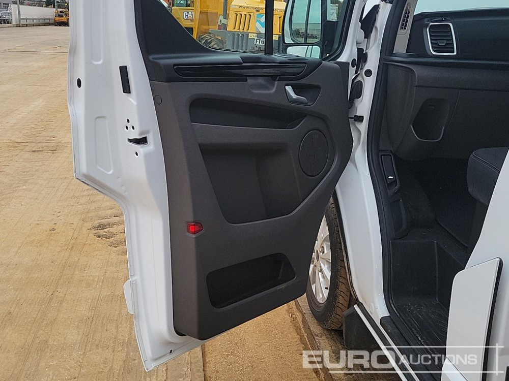 Легковой фургон, Грузопассажирский фургон 2023 Ford Transit Custom 320: фото 24