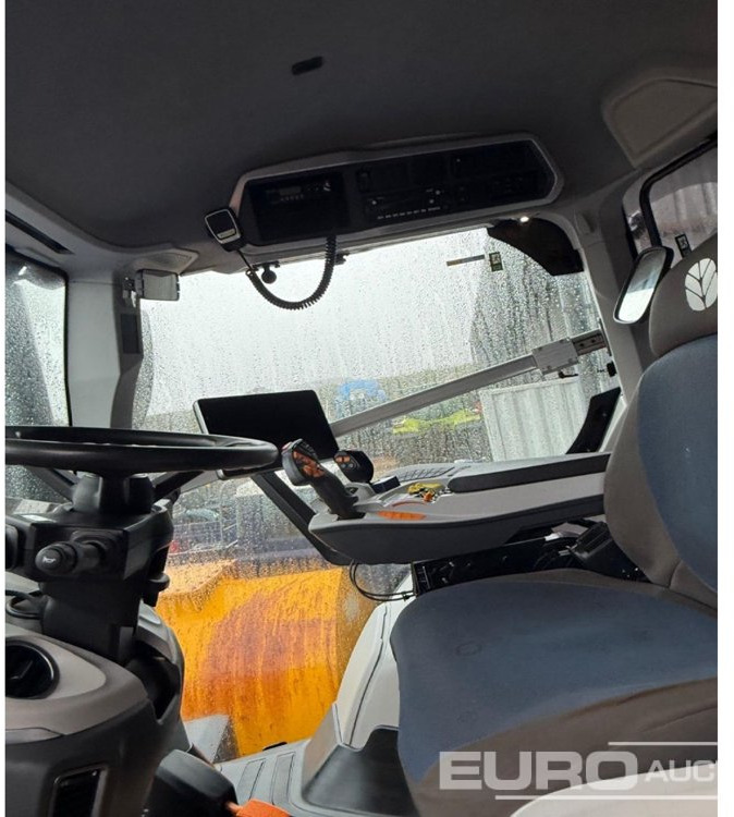 2024 New Holland T7.300 - Трактор: фото 4 2024 New Holland T7.300 - Трактор: фото 4