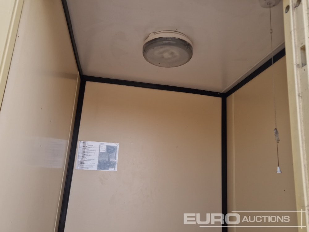 Морской контейнер 26' x 10' Welfare Unit, Sutton 240Volt Generator: фото 19