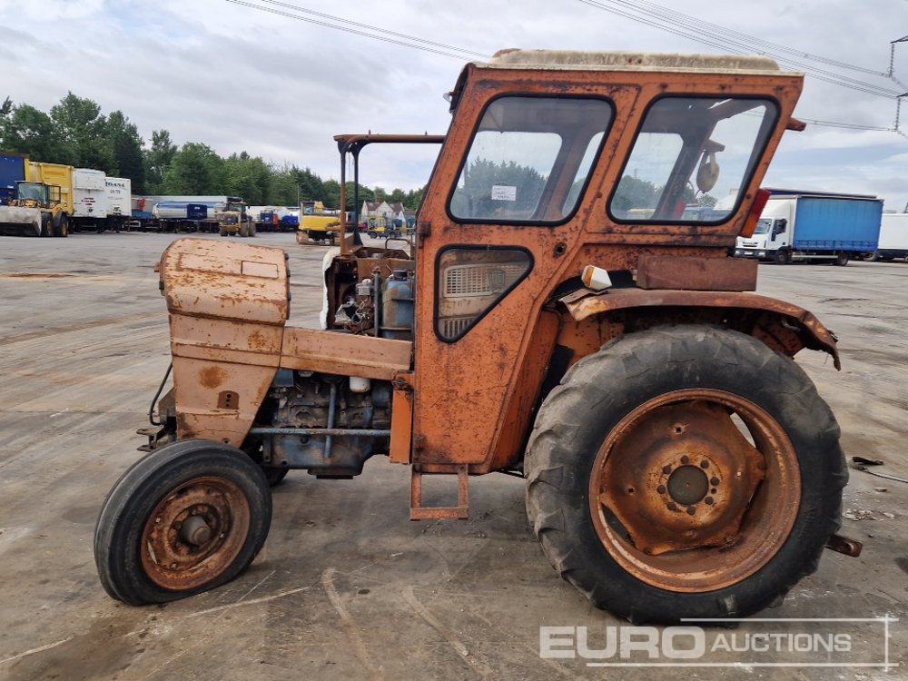 2WD Tractor (Parts Missing) - Трактор: фото 2 2WD Tractor (Parts Missing) - Трактор: фото 2