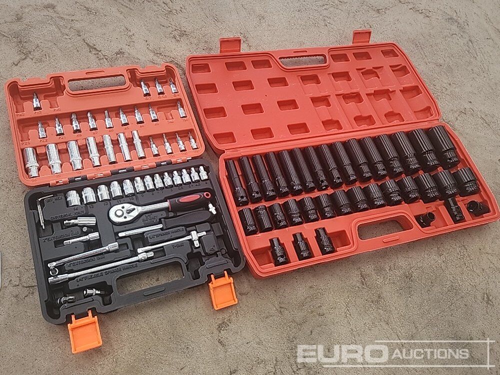 32pc 1/2 Socket Set, 53pc Socket & Bit Set - Оборудование для мастерских: фото 1 32pc 1/2 Socket Set, 53pc Socket & Bit Set - Оборудование для мастерских: фото 1