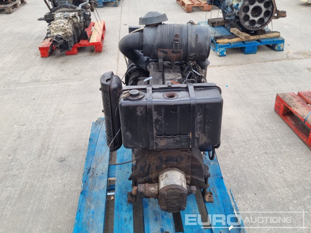 4 Cylinder Engine - Двигатель: фото 4 4 Cylinder Engine - Двигатель: фото 4