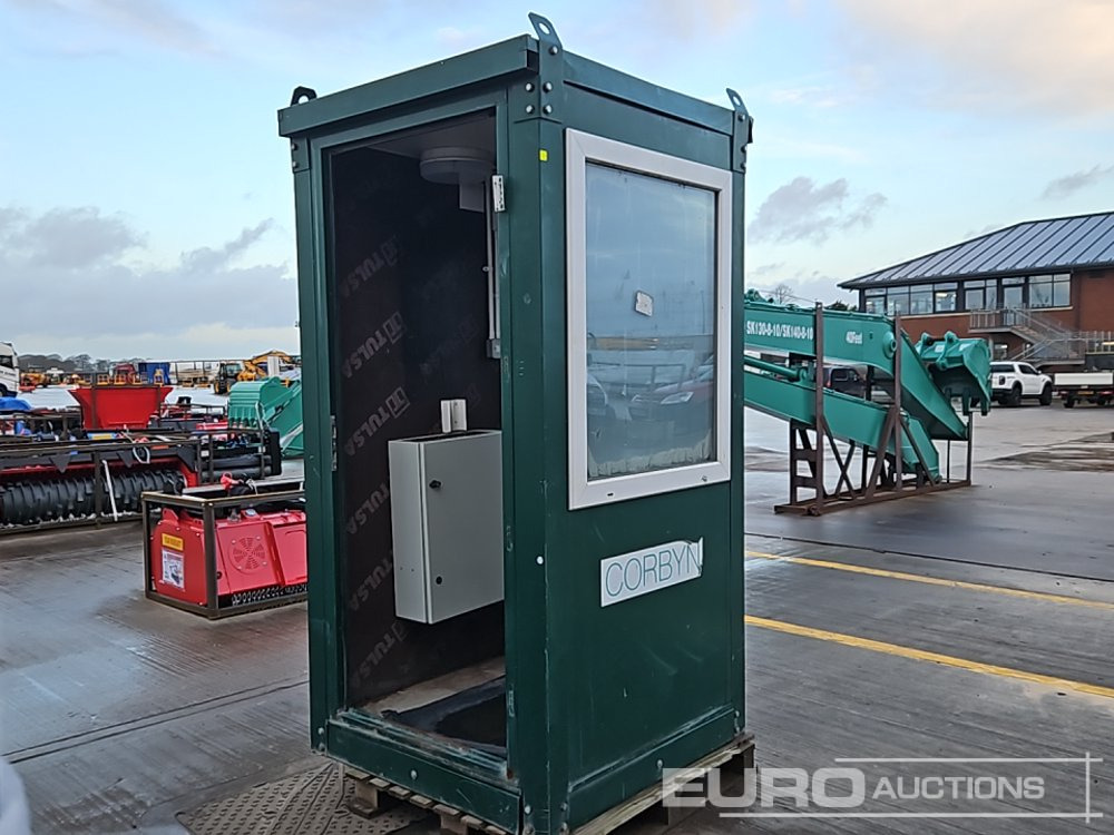 4'x4' Security Hut, Windows - Морской контейнер: фото 1 4'x4' Security Hut, Windows - Морской контейнер: фото 1