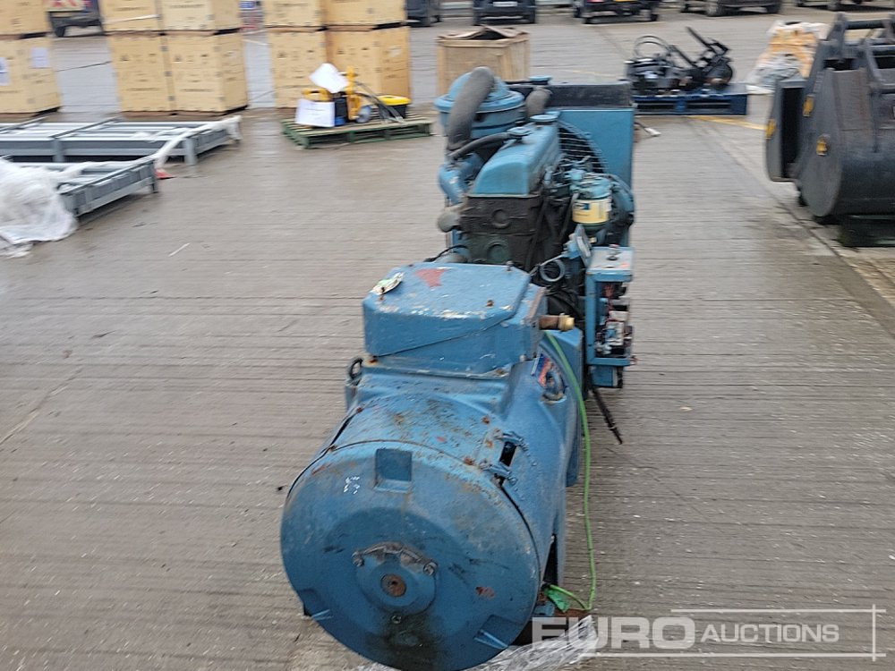 40kVA Generator, 4 Cylinder Engine - Электрогенератор: фото 4 40kVA Generator, 4 Cylinder Engine - Электрогенератор: фото 4