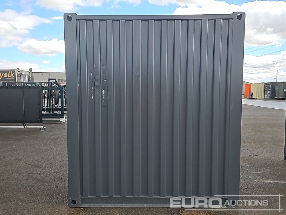 8' x 7' Container, Side Door, End Door, Window (Cannot Be Reconsigned) - Морской контейнер: фото 4 8' x 7' Container, Side Door, End Door, Window (Cannot Be Reconsigned) - Морской контейнер: фото 4