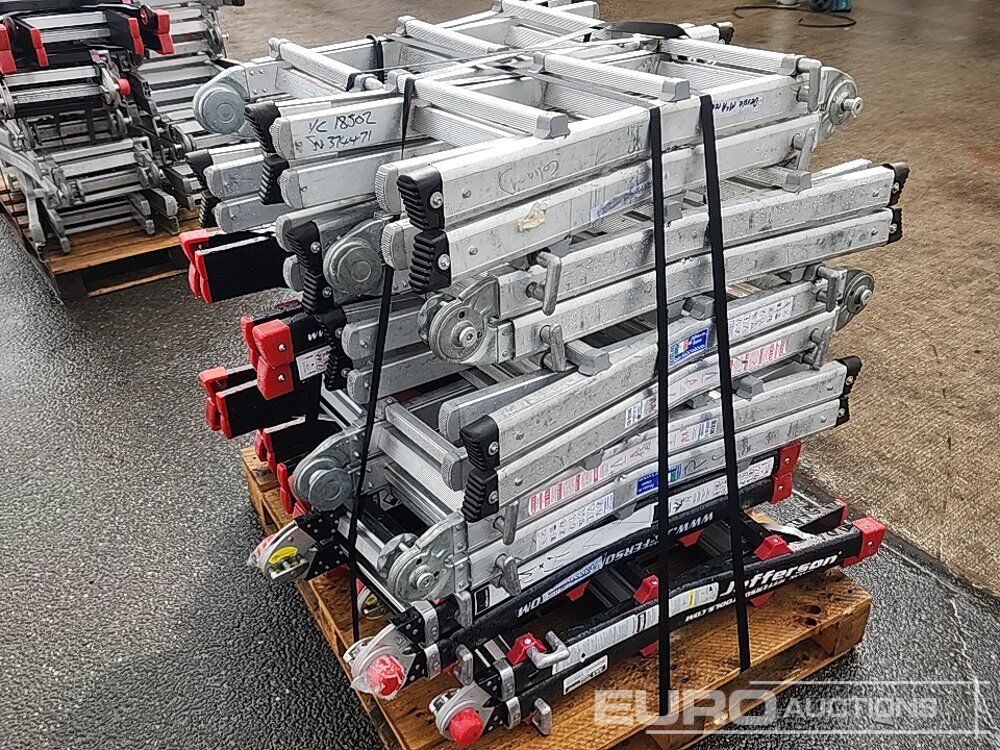 Aluminium Telescopic Step Ladder (12 of) - Строительное оборудование: фото 1 Aluminium Telescopic Step Ladder (12 of) - Строительное оборудование: фото 1