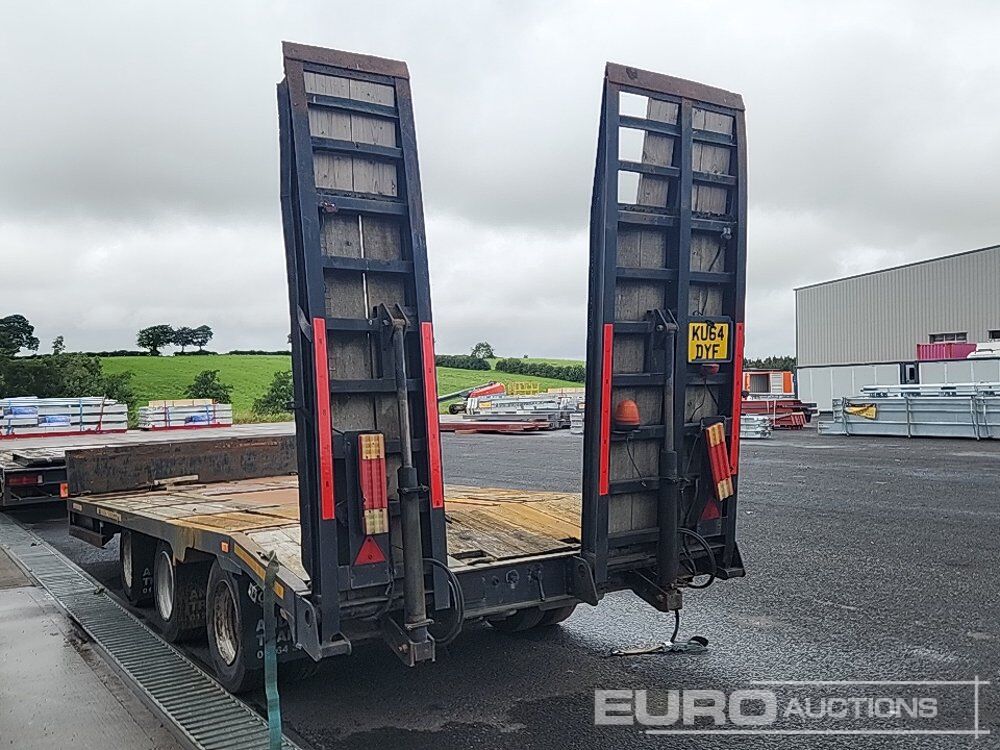 Andover Tri Axle Step Frame Low Loader Trailer Hydraulic Ramps - Низкорамный полуприцеп: фото 2 Andover Tri Axle Step Frame Low Loader Trailer Hydraulic Ramps - Низкорамный полуприцеп: фото 2
