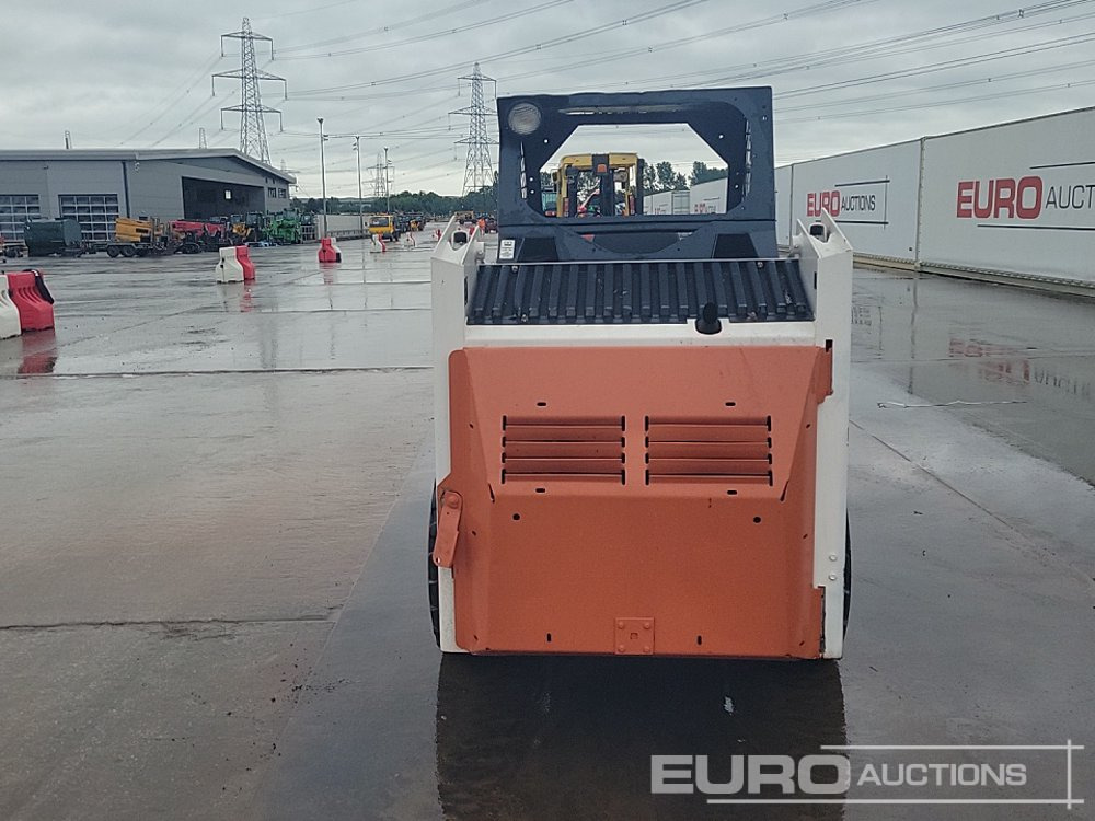 Bobcat 631 - Мини-погрузчик с бортовым поворотом: фото 4 Bobcat 631 - Мини-погрузчик с бортовым поворотом: фото 4