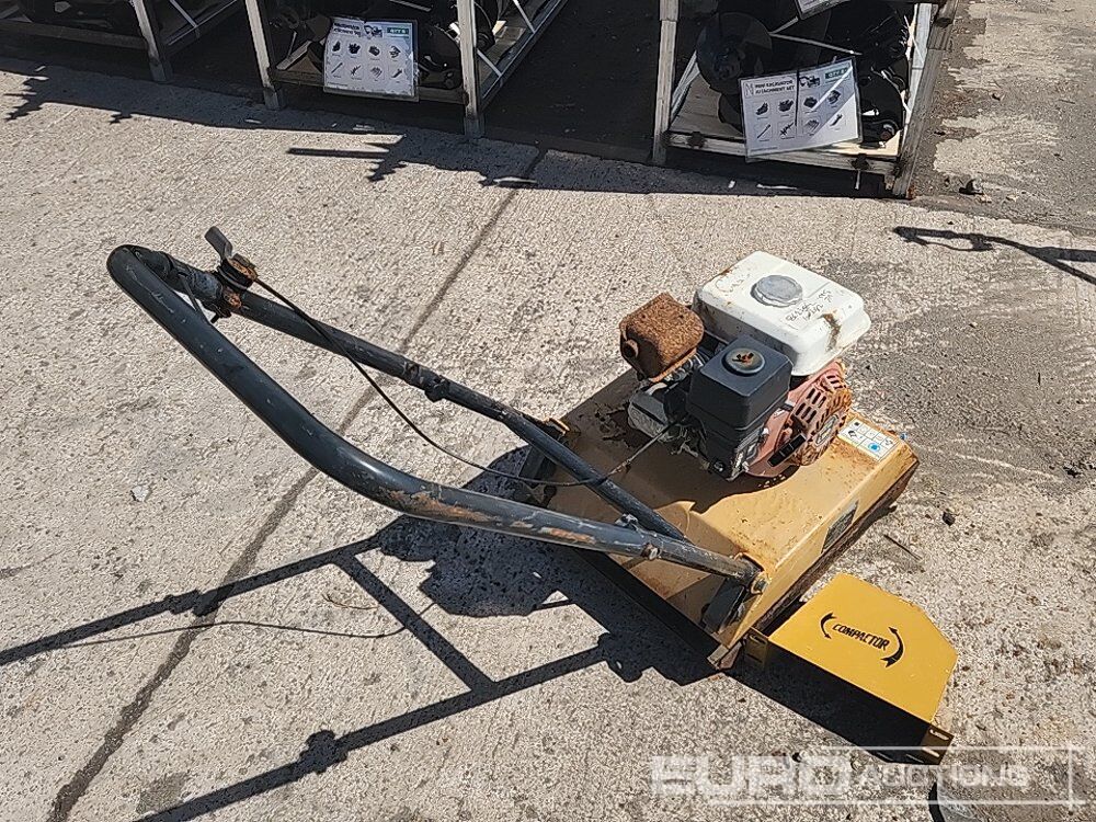 C120 Petrol Compaction Plate - Асфальтоукладочная техника: фото 5 C120 Petrol Compaction Plate - Асфальтоукладочная техника: фото 5