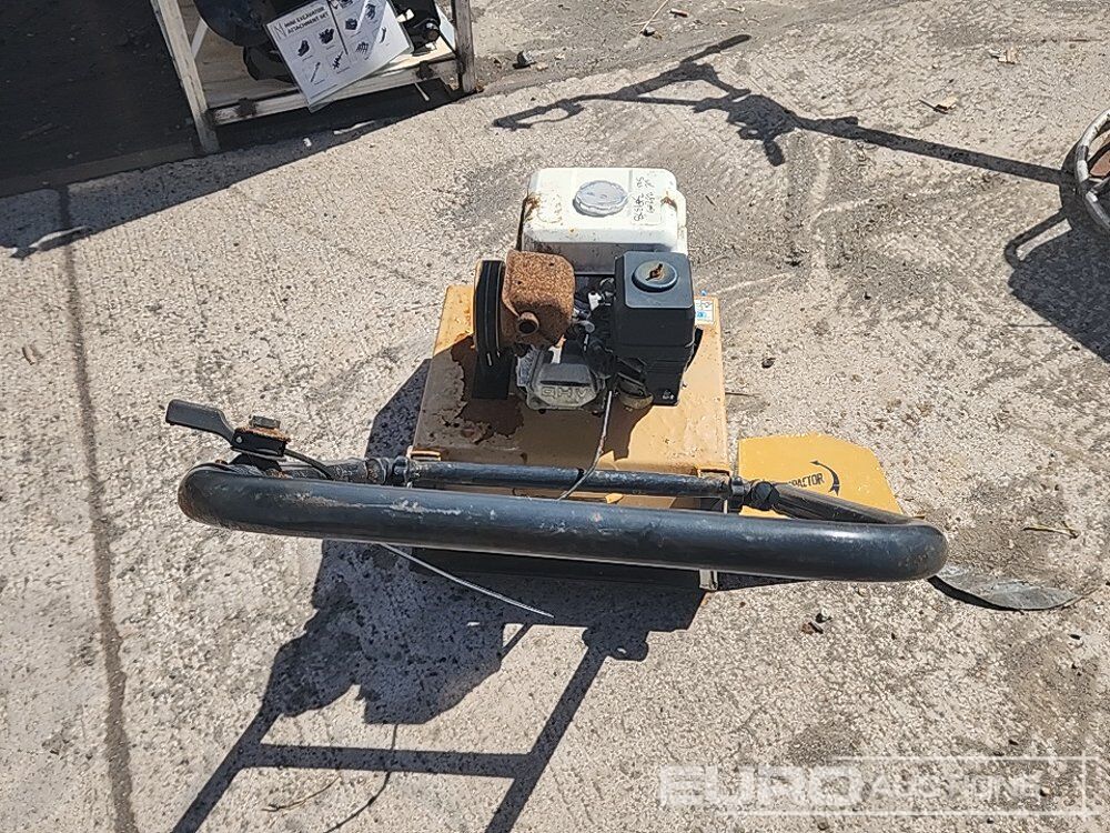 C120 Petrol Compaction Plate - Асфальтоукладочная техника: фото 4 C120 Petrol Compaction Plate - Асфальтоукладочная техника: фото 4