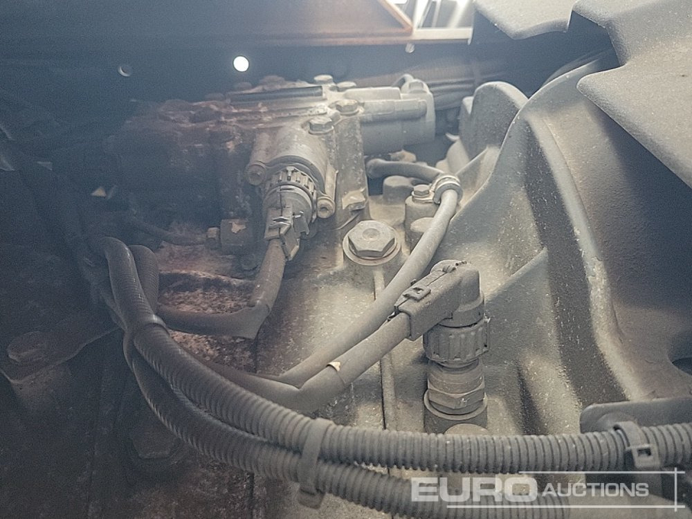 Грузовик с закрытым кузовом DAF 45.160: фото 18