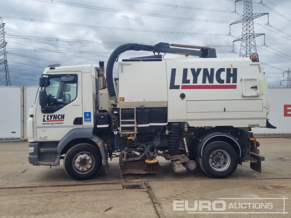 DAF LF220 - Подметально-уборочная машина: фото 2 DAF LF220 - Подметально-уборочная машина: фото 2