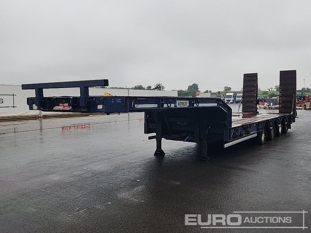 Dennison Trailers 4 Axle Step Frame Low Loader Trailer Hydraulic Ramps Outriggers - Низкорамный полуприцеп: фото 1 Dennison Trailers 4 Axle Step Frame Low Loader Trailer Hydraulic Ramps Outriggers - Низкорамный полуприцеп: фото 1