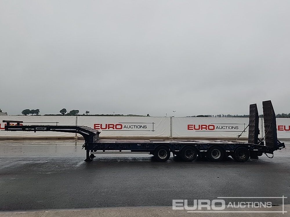 Dennison Trailers 4 Axle Step Frame Low Loader Trailer Hydraulic Ramps Outriggers - Низкорамный полуприцеп: фото 2 Dennison Trailers 4 Axle Step Frame Low Loader Trailer Hydraulic Ramps Outriggers - Низкорамный полуприцеп: фото 2