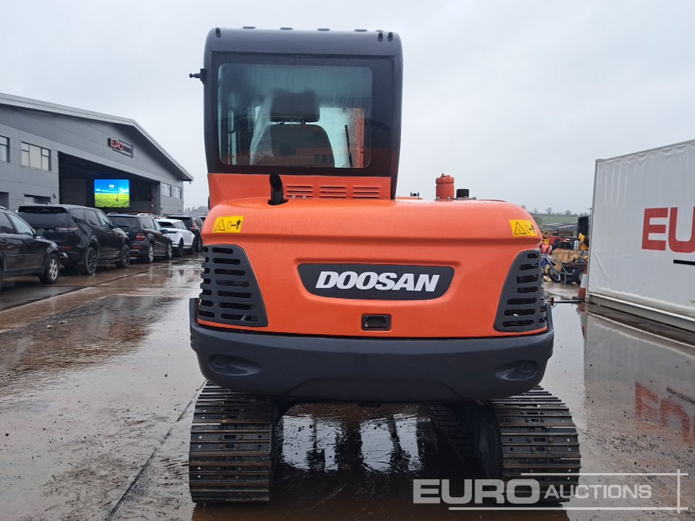 Doosan DX60 - Мини-экскаватор: фото 4 Doosan DX60 - Мини-экскаватор: фото 4