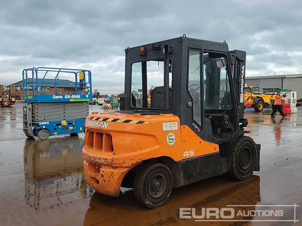 Doosan Diesel Forklift, 3 Stage Free Lift Mast, Side Shift - Вилочный погрузчик: фото 5 Doosan Diesel Forklift, 3 Stage Free Lift Mast, Side Shift - Вилочный погрузчик: фото 5