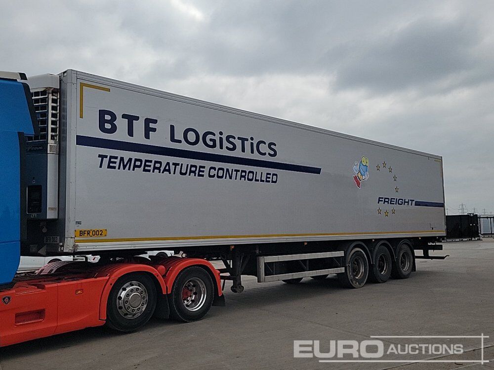 Gray & Adams Tri Axle Refrigerated Box Trailer - Полуприцеп-рефрижератор: фото 1 Gray & Adams Tri Axle Refrigerated Box Trailer - Полуприцеп-рефрижератор: фото 1
