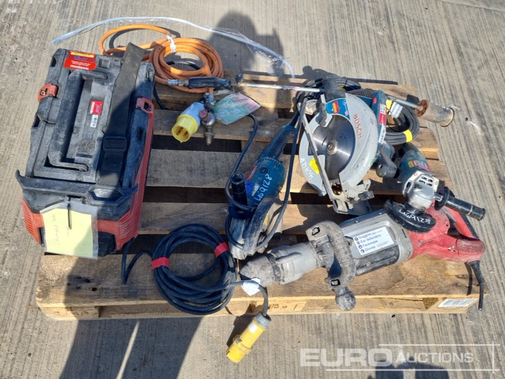 Hilti VC40-UM 110 Volt Vacuum Cleaner, Milwaukee 110Volt Hand Held Breaker, Makita 110Volt Angle Grinder (2 of), Bosh 110 Volt Circular Saw, Propane Burner & Regulator - Строительное оборудование: фото 2 Hilti VC40-UM 110 Volt Vacuum Cleaner, Milwaukee 110Volt Hand Held Breaker, Makita 110Volt Angle Grinder (2 of), Bosh 110 Volt Circular Saw, Propane Burner & Regulator - Строительное оборудование: фото 2