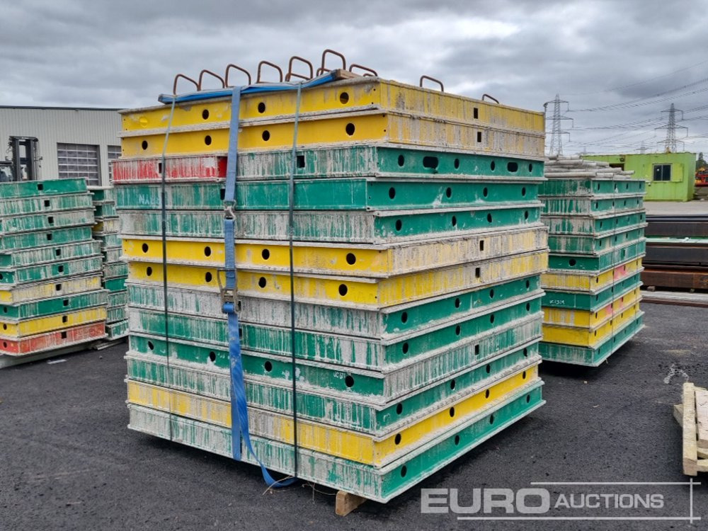 Hunnebeck Concrete Slab Formwork1.8m x 1.8m Panel (22 of), 1.8m x 0.9m Panel (2 of) - Строительное оборудование: фото 1 Hunnebeck Concrete Slab Formwork1.8m x 1.8m Panel (22 of), 1.8m x 0.9m Panel (2 of) - Строительное оборудование: фото 1