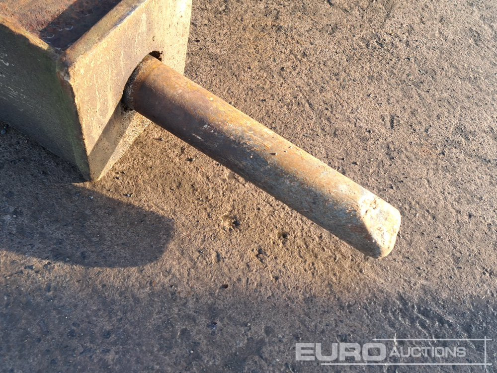 Hydraulic Breaker 45mm Pin to suit 4-6 Ton Excavator - Гидромолот: фото 5 Hydraulic Breaker 45mm Pin to suit 4-6 Ton Excavator - Гидромолот: фото 5