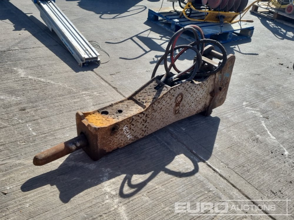 Hydraulic Breaker 45mm Pin to suit 4-6 Ton Excavator - Гидромолот: фото 1 Hydraulic Breaker 45mm Pin to suit 4-6 Ton Excavator - Гидромолот: фото 1
