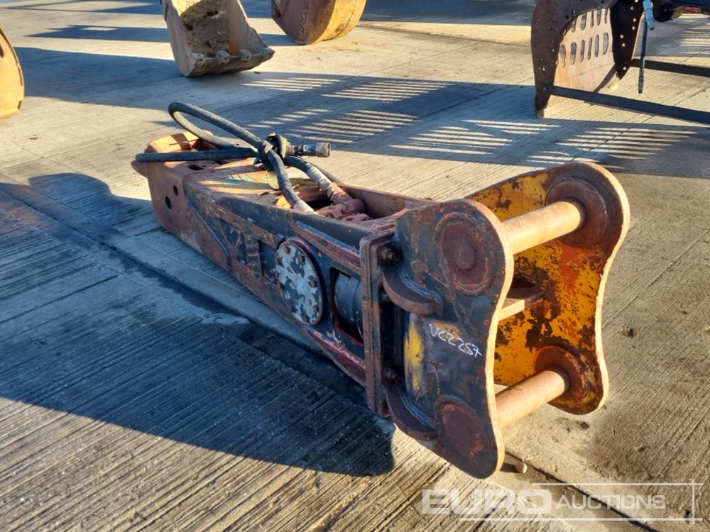 Hydraulic Breaker 80mm Pin to suit 20 Ton Excavator - Гидромолот: фото 3 Hydraulic Breaker 80mm Pin to suit 20 Ton Excavator - Гидромолот: фото 3