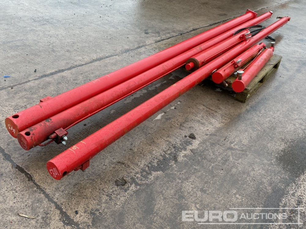 Hydraulic Rams (6 of) - Строительное оборудование: фото 1 Hydraulic Rams (6 of) - Строительное оборудование: фото 1
